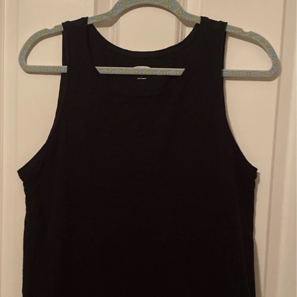 Old navy tank top